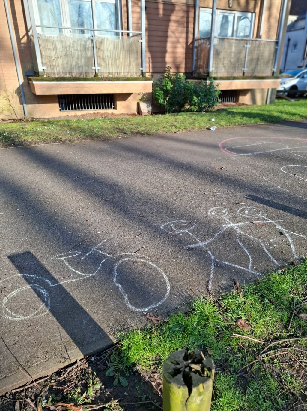 On uncomplicated happiness