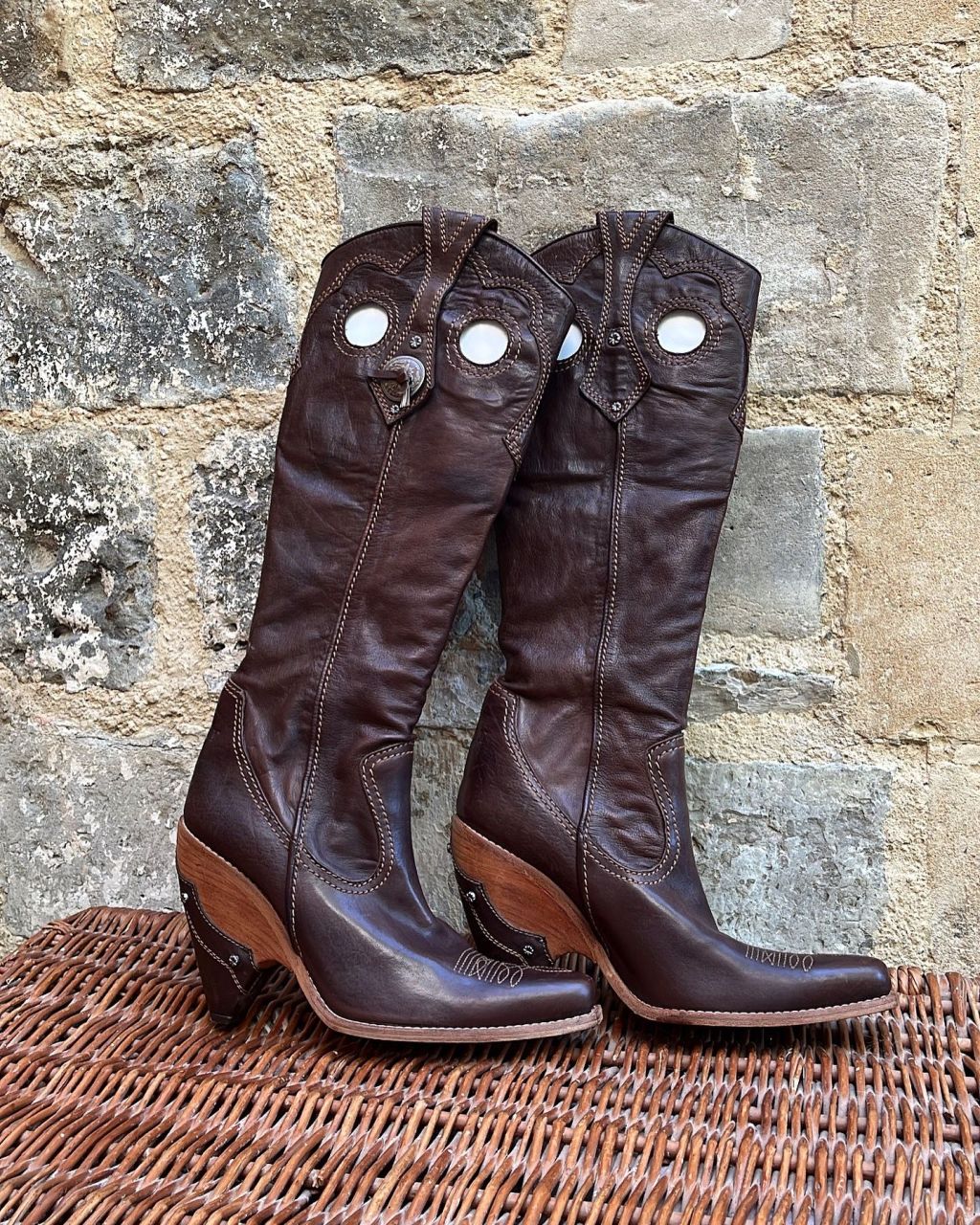 On Vintage and Interview of the&nbsp;month